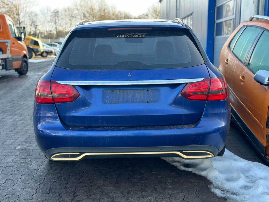 Бампер задній W205 універсал S205 Mercedes задний