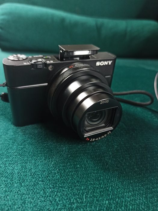 Sony RX 100  VII