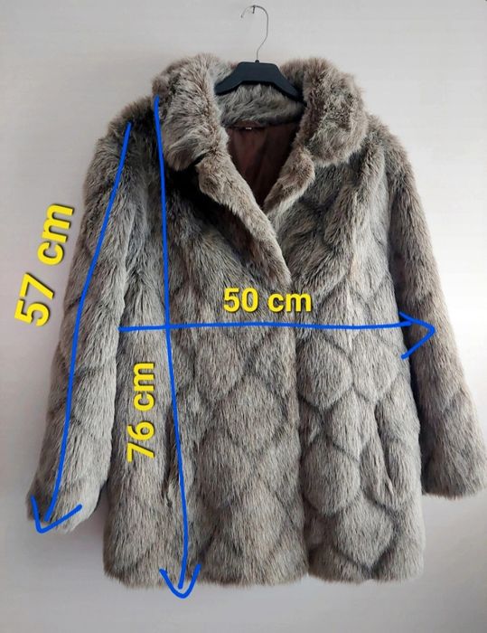 Casaco em pêlo cinzento vintage