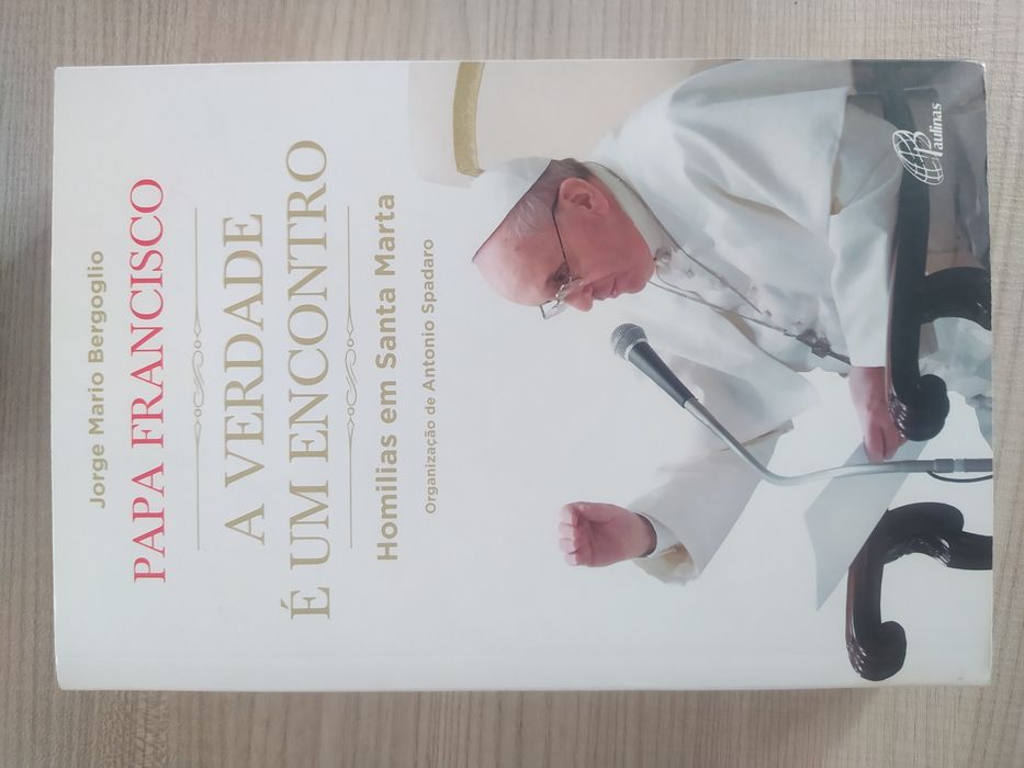 Livros 2€ cada um
