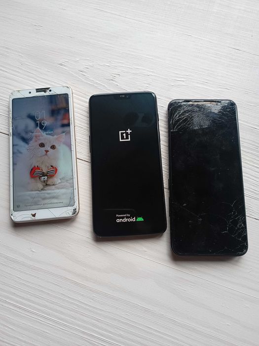 OnePlus, Xiaomi, Kruger&Matz uszkodzone.