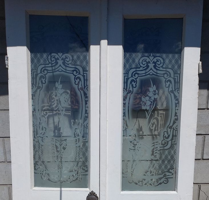 Продам двері б/у