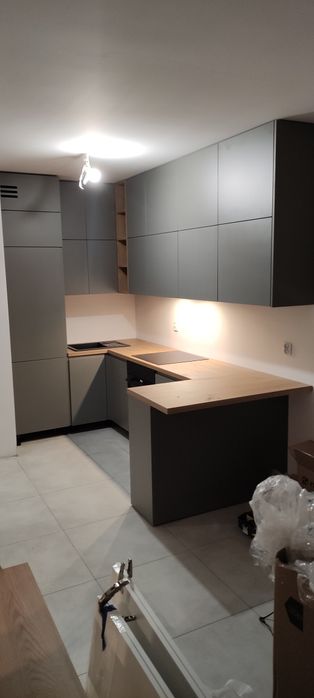 Meble kuchenne ,pokojowe ,sypialnie,meble do kontenerow .Atrakcyjne ce