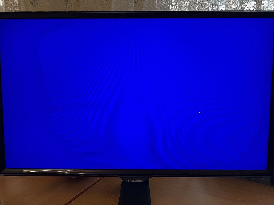 Монітор Samsung S24E390HL 24" Full HD PLS