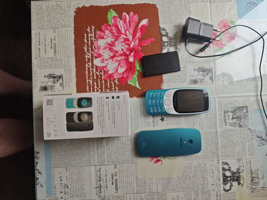 Telefon Nokia 3210 4G TA-1618 DS 2,4" Niebieski