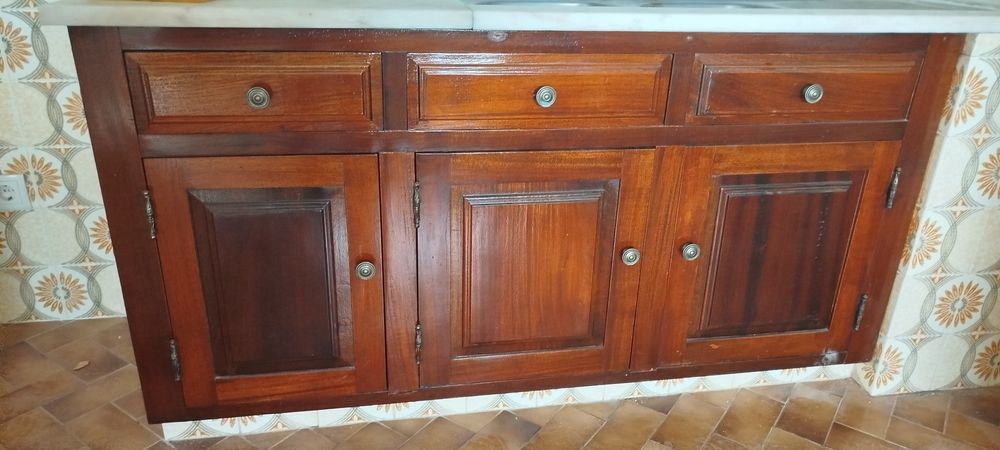 Moveis madeira maciça em excelente estado