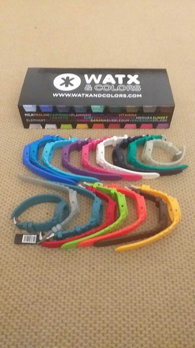 WATX & COLORS Caixa e 17 braceletes