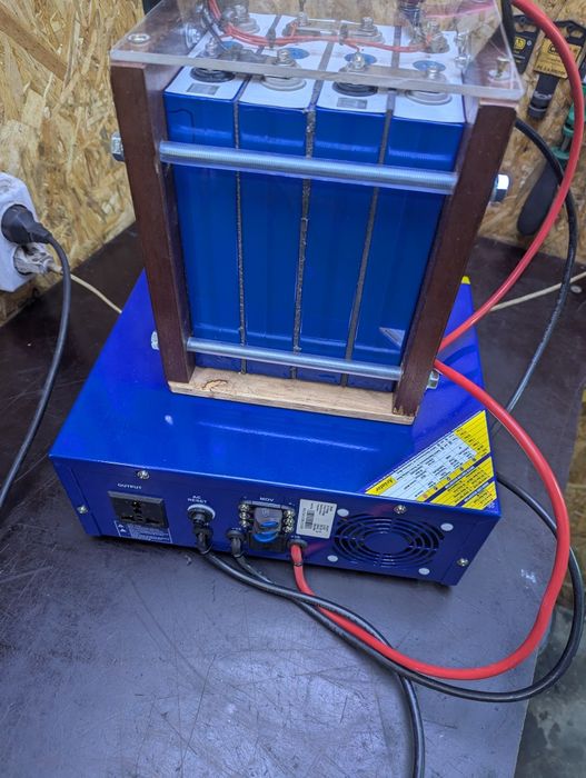 Зарядная станция 1.3 kw  lifepo 4 eve