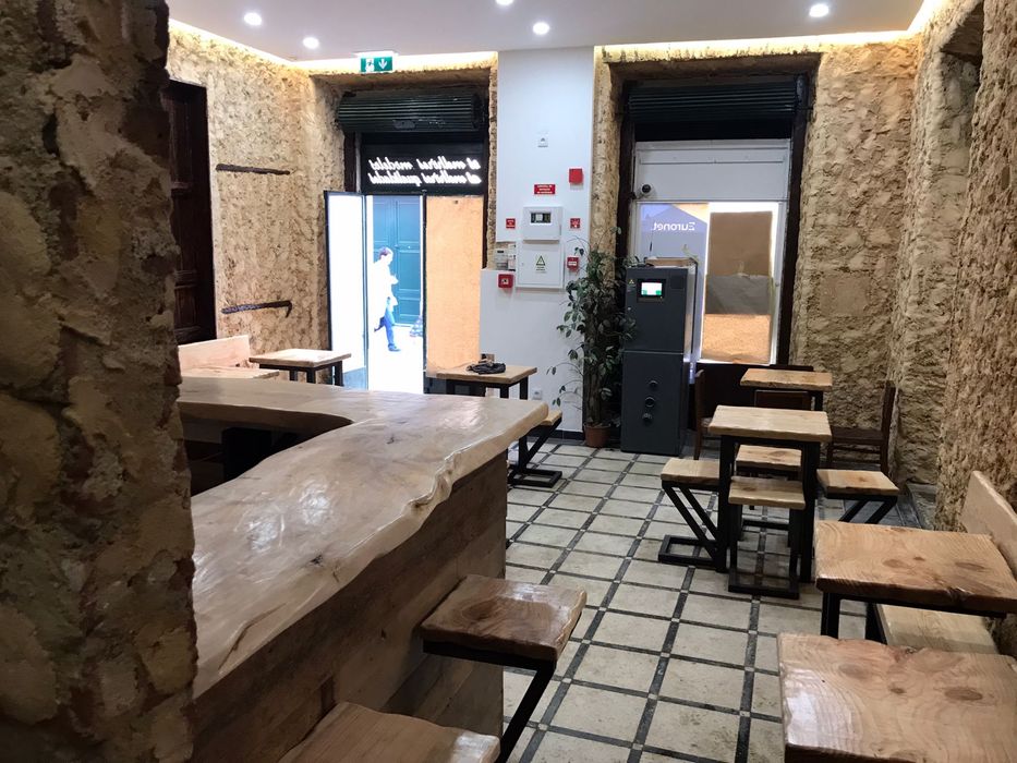 Fabrico de mobiliário rústico