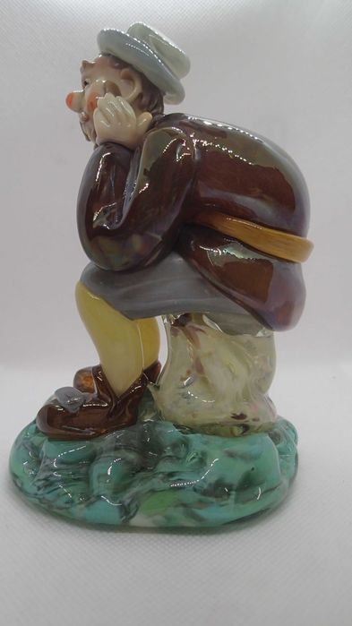 Estatueta antiga em Vidro