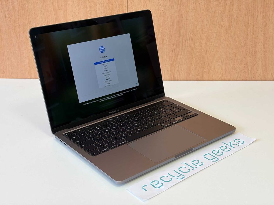 Apple Macbook Pro A2289 2020 13,3'' i5 16GB Ram 256GB macOS Tahoe