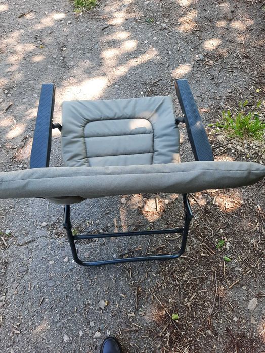 Крісло розкладне для відпочинку