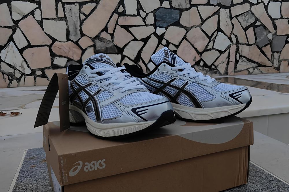 Asics novos com caixa