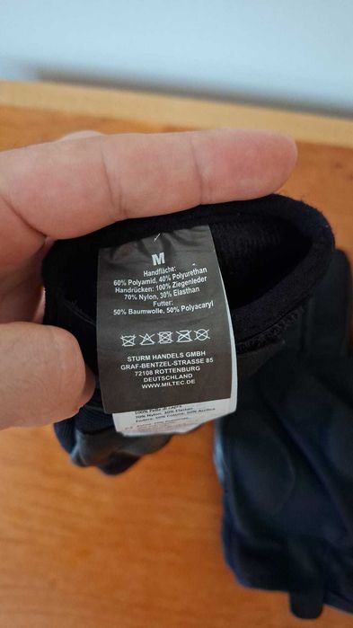 Luvas Táticas Mil-Tec - Novas (Tamanho M)