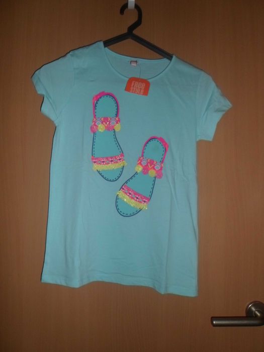 t-shirt nova com etiqueta para menina marca Free Stgle
