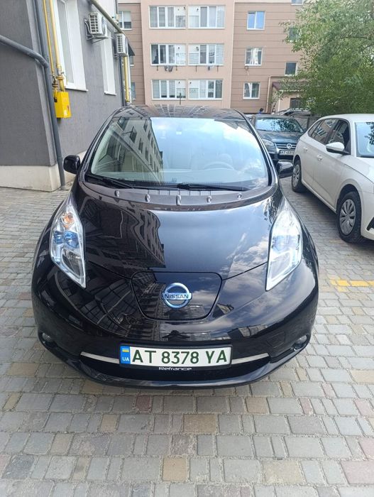 Nissan Leaf з АКБ 42 кВт для Taxi,доставки , особистого користування.