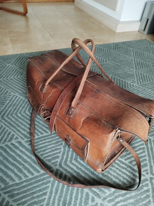 Mala de viagem de couro
