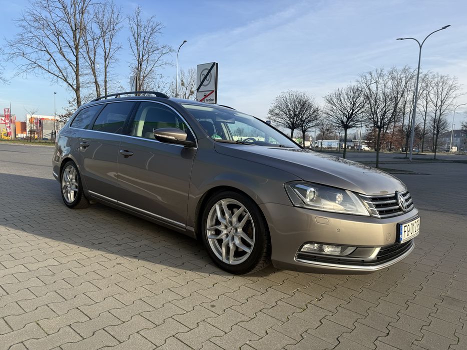 Volkswagen Passat B7 2.0 TDI.