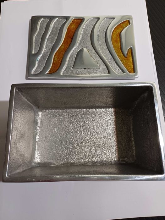 Caixa Decorativa em Alumínio