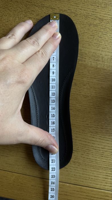 Prada дитячі шкіряні кросівки розмір 33