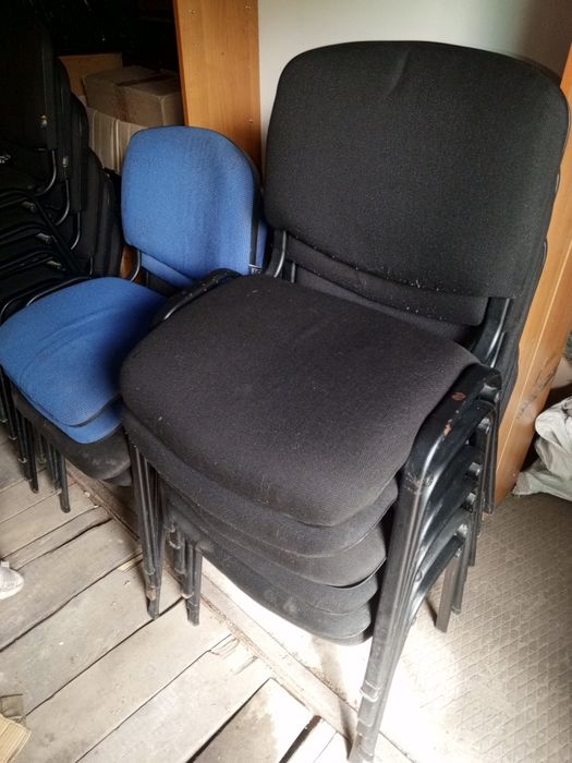 Стулья офисные 50 шт