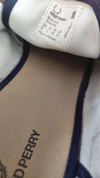 Ténis Fred Perry  - camurça castanha