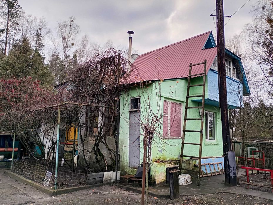 Дача в садовому товаристві "Озерне"