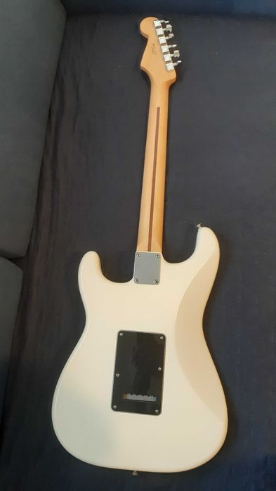 Fender Stratocaster HSH MIM