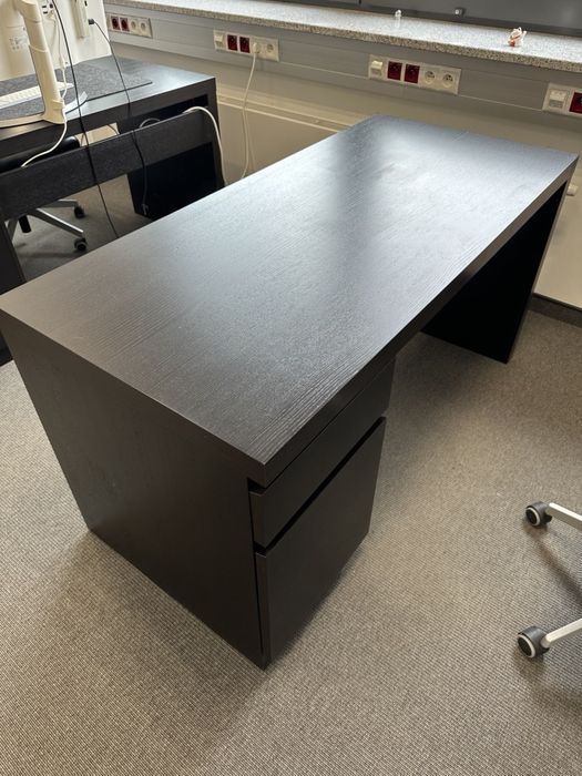 Biurko Ikea Malm używane czarne