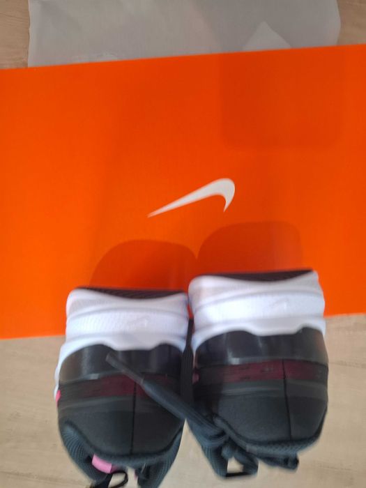 Nike 38,5 czarno rozowe