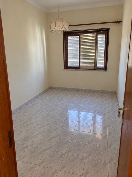 vendo apartamento T3 no centro de Almada
