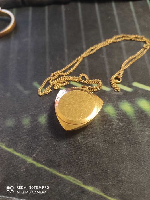 Часы кулон ссср Заря позолота Au 5 состояние