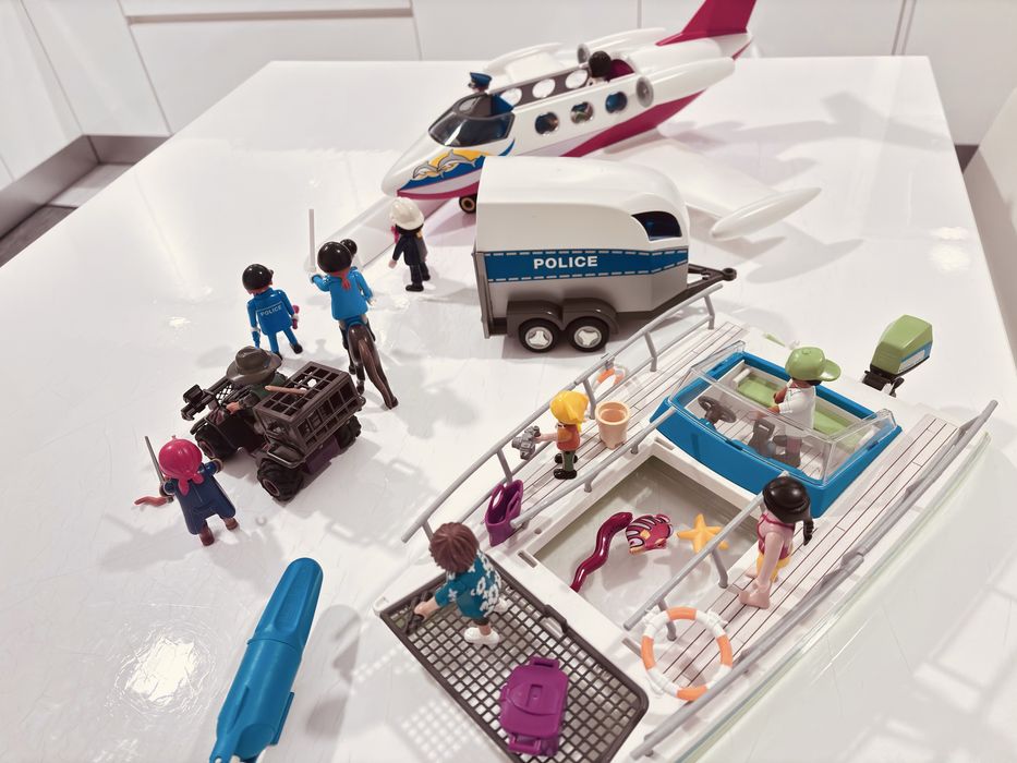 Grande Lote Playmobil Avião Barco Polícia Cavalo e Figuras