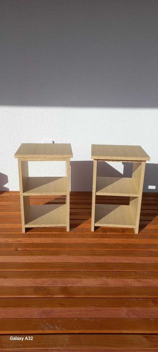 Mesa de cabeceira de madeira, NOVA, POR ESTREAR