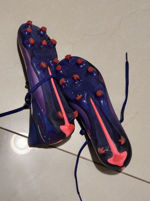 W A R T O !!! korki Puma ULTRA 5 MATCH+ rozmiar 41