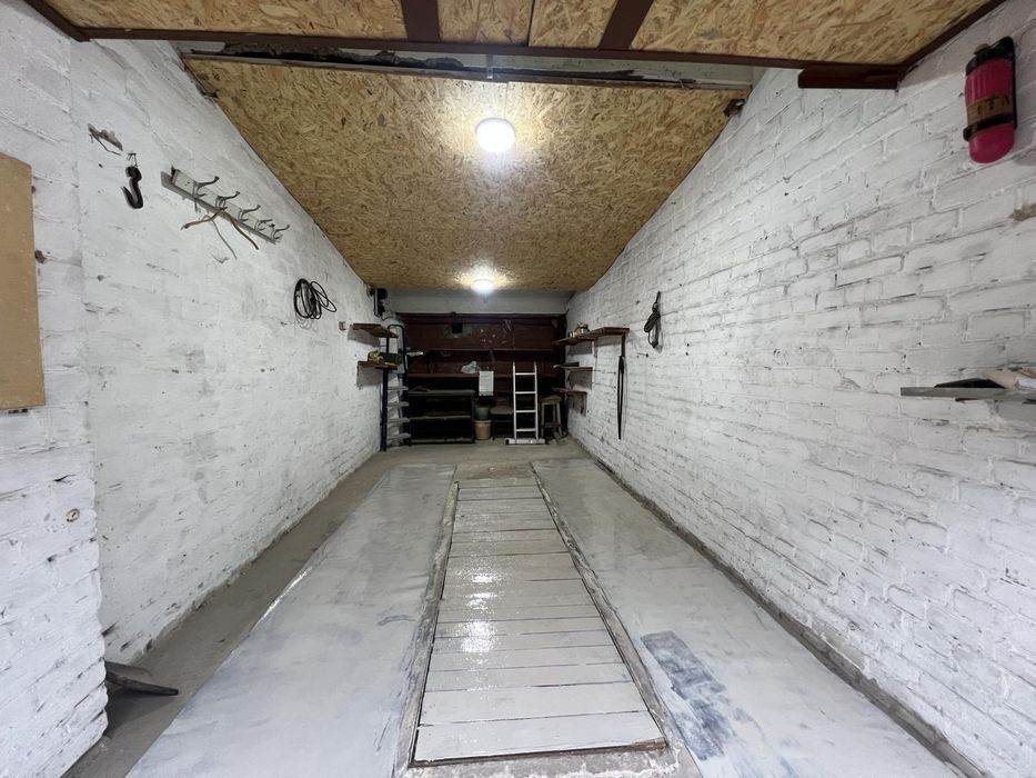 Сдам гараж в самом центре города Без отключения света