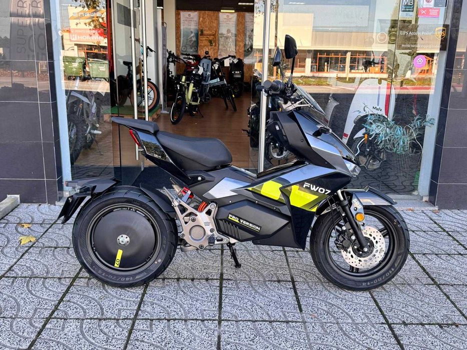 Mota Eletrica Felo FW07 - 135KM/H - NOVA
