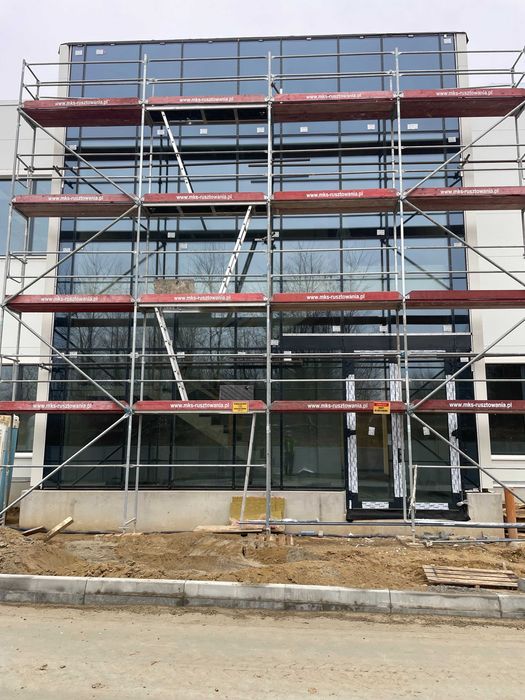 Wynajem rusztowań ramowych typu MK65