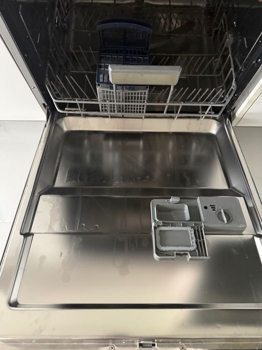 Máquina de Lavar Louça Beken