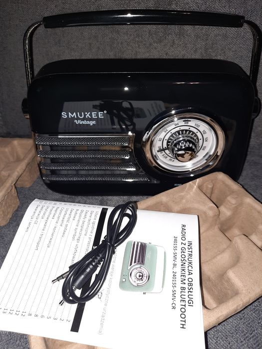 Radio z głośnikiem bluetooth