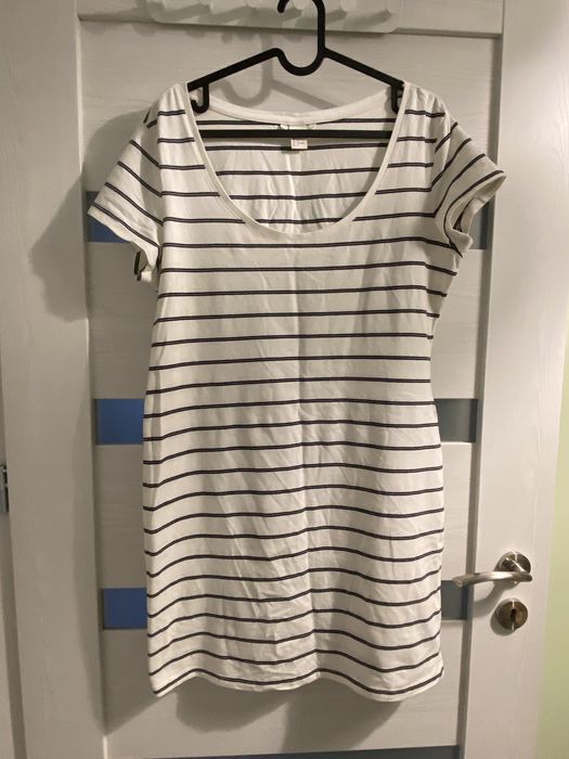 Sukienka śmietankowa w paski krótki rękaw rozmiar L H&M