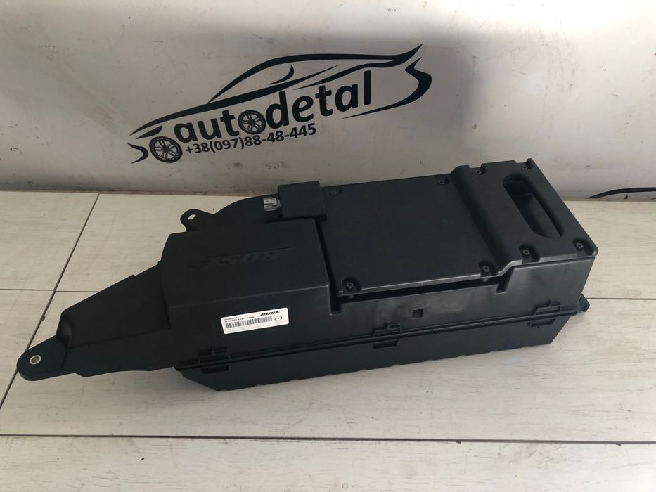 Сабвуфер Mazda MX-30 динамік mx30 DN4E66960