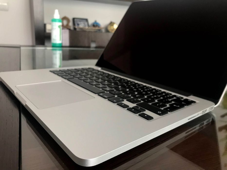MacBook Pro 13” Retina - como novo