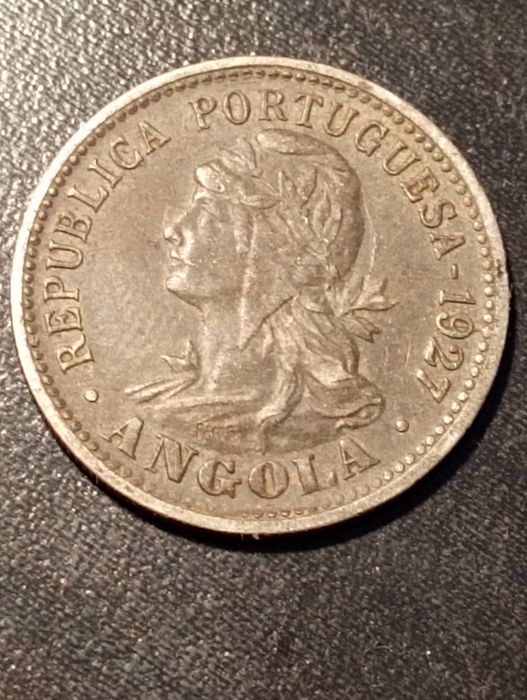 20 centavos - IIII Macutas RARA: Eixo inclinado	- Angola 1927