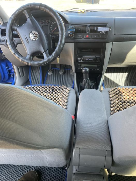 Volkswagen Golf 4