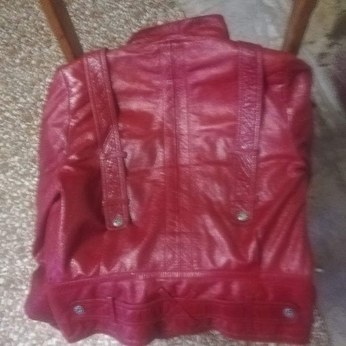 Продам Куртку Кожаную Жэнскую