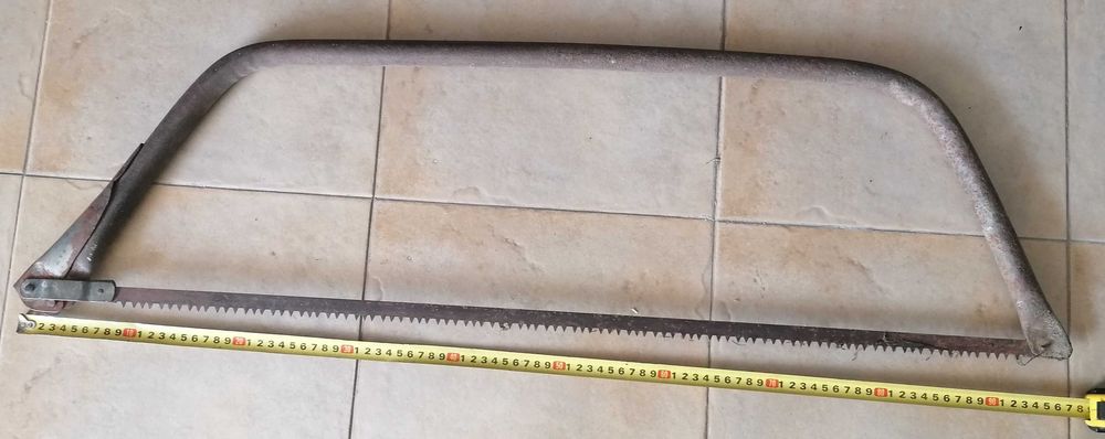 Serra ou serrote lenha ou outros, 90 cm, por 5€