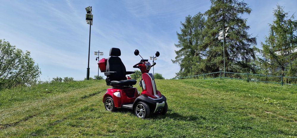 Elektryczny wózek czterokołowy ELECTRORIDE FASTI MED + pokrowiec