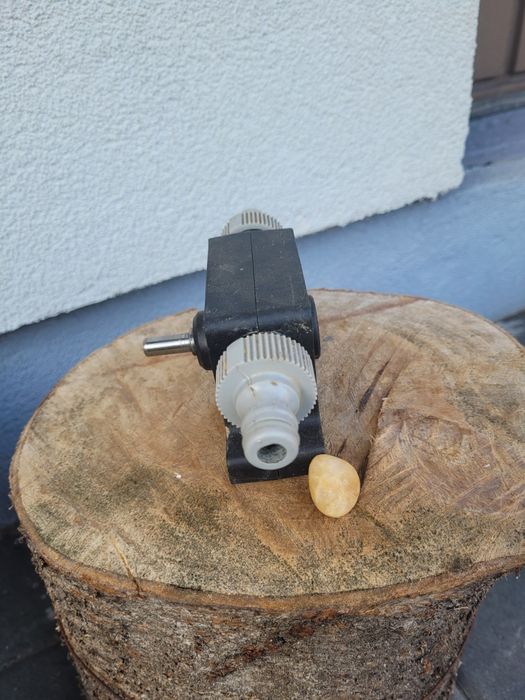 Pomka do wody na wiertarke