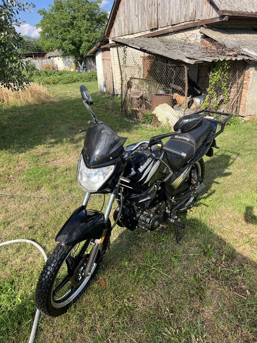 Продам мустанг 150